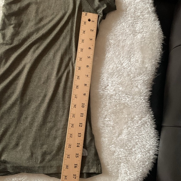 The North Face Shirt - Picture 11 of 11